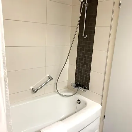 21041 * ヴィンターベルク